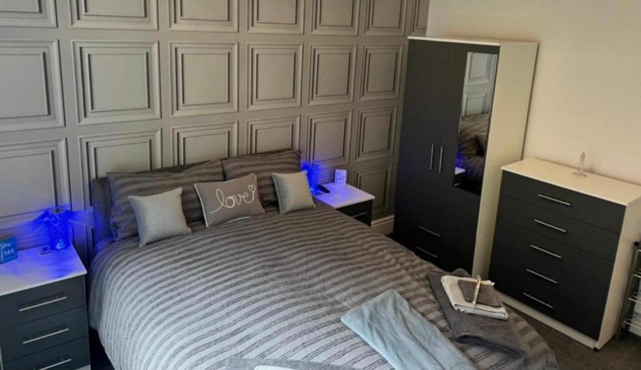 Sea View Apartment Large Balcony Whirlpool Bath 2 Bedrooms Sky Glass Tv Bridlington Exterior foto